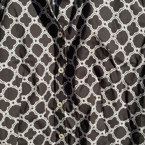 Talbots Black Buttom Down Shirt Elegant Size 4 - Picture 4 of 8